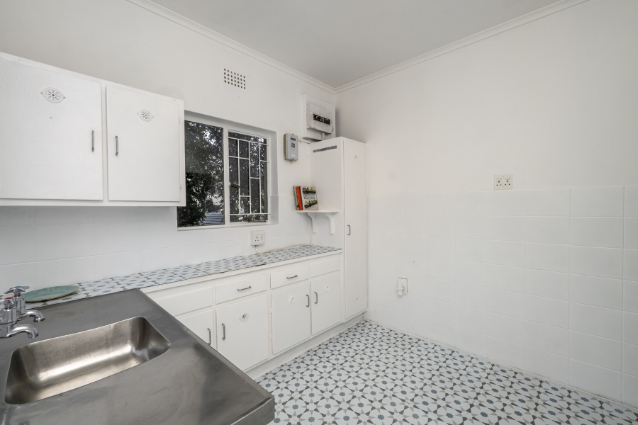 2 Bedroom Property for Sale in Kenilworth Western Cape
